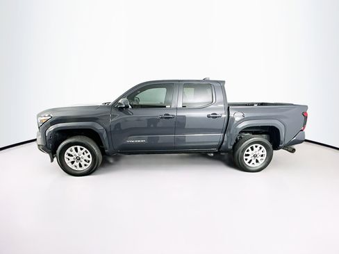 Used 2024 Toyota Tacoma SR5 RWD image 4