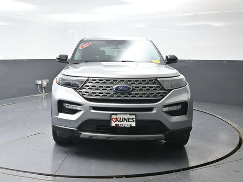 Used 2022 Ford Explorer Limited w/ Equipment Group 301A AWD/4WD image 7