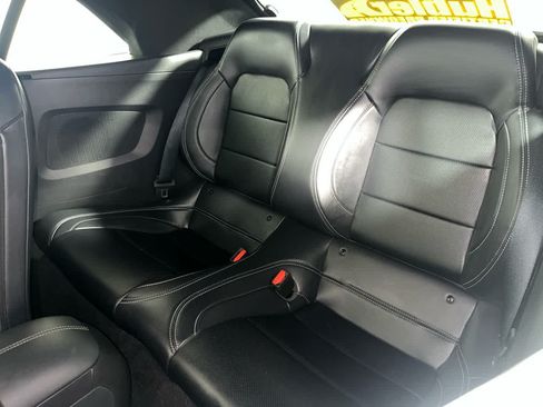 Used 2025 Ford Mustang Premium RWD image 27