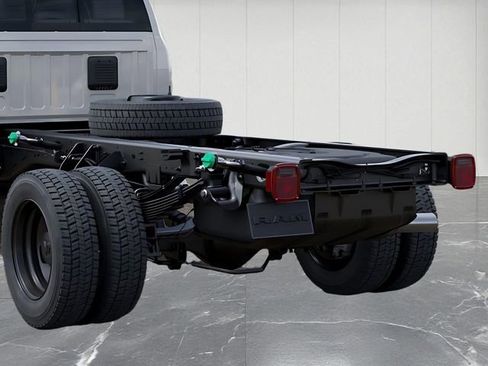 New 2026 RAM 5500 Tradesman AWD/4WD image 13