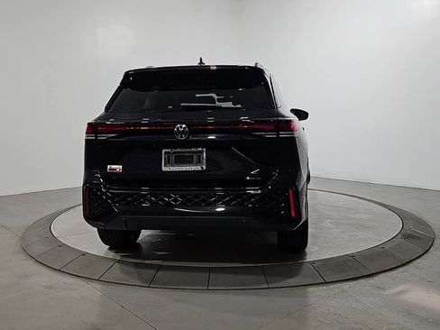 New 2026 Volkswagen Tiguan SE R-Line AWD/4WD image 4