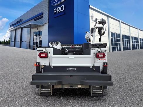 New 2025 Ford F550 4x4 Crew Cab Super Duty image 30