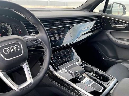 Used 2025 Audi Q7 3.0T Premium Plus AWD/4WD image 8