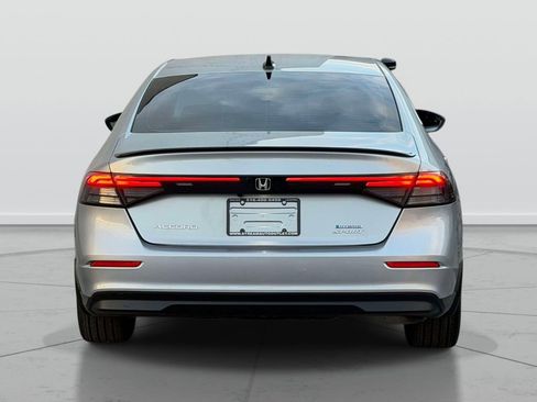 Used 2024 Honda Accord Sport image 6