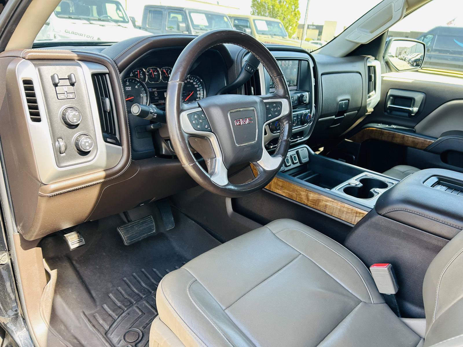 Used 2017 GMC Sierra 1500 SLT AWD/4WD image 11