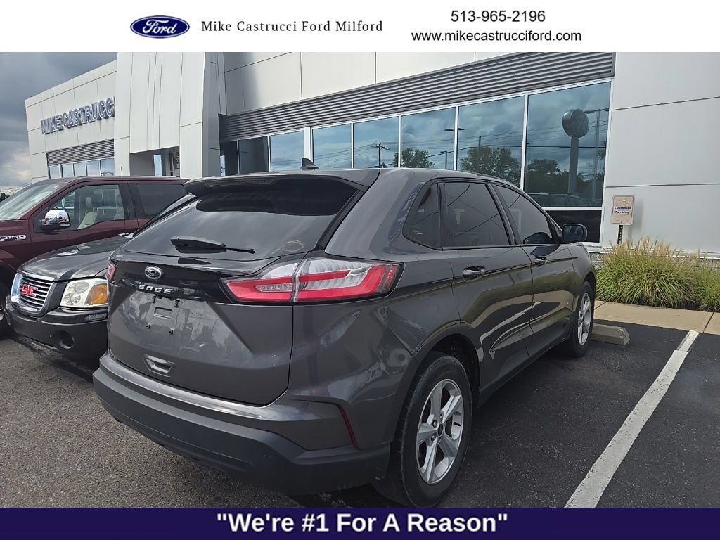 Used 2021 Ford Edge SE FWD image 3
