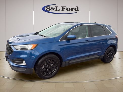 Certified 2024 Ford Edge SEL AWD/4WD image 2