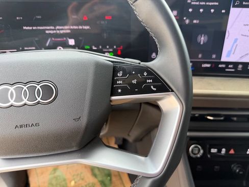 Used 2025 Audi Q5 Premium Plus w/ Premium Plus AWD/4WD image 17