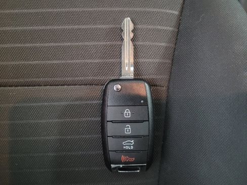 Used 2018 Kia Forte LX w/ LX Popular Package image 32