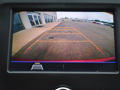 Used 2021 Chevrolet Equinox LT AWD/4WD image 29