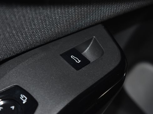 New 2026 BMW X3 xDrive30 w/ Premium Package image 6