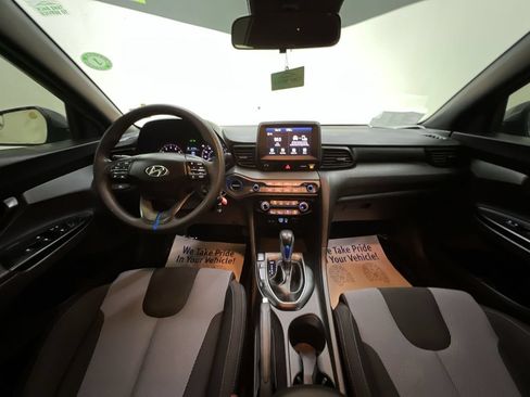 Used 2019 Hyundai Veloster 2.0 FWD image 18
