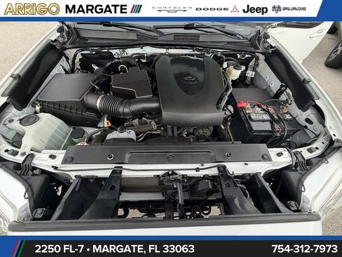 Used 2022 Toyota Tacoma TRD Off-Road w/ Technology Package RWD image 19