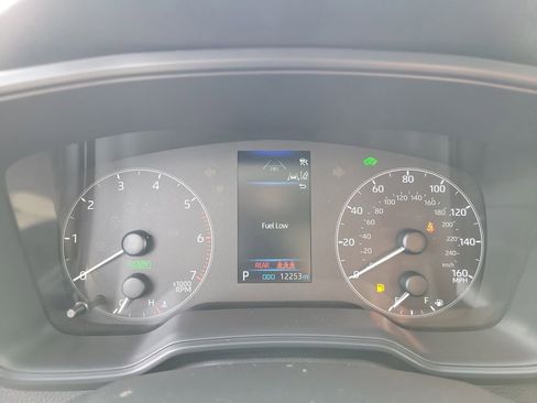 Used 2025 Toyota Corolla LE image 26