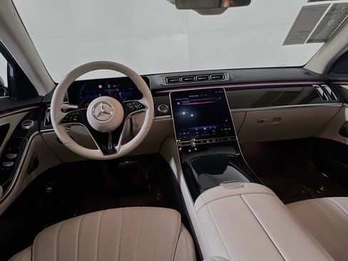 Used 2023 Mercedes-Benz S 500 4MATIC image 29