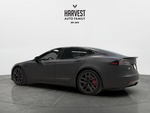 Used 2024 Tesla Model S Plaid image 3