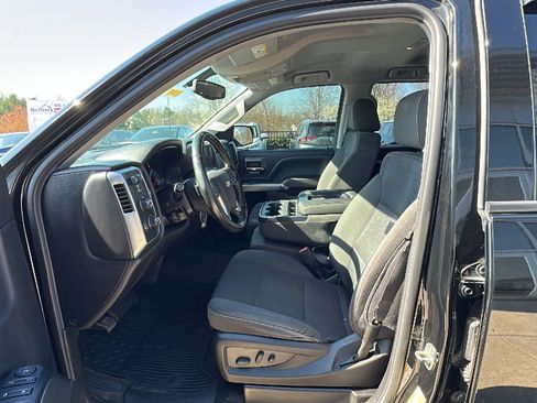 Used 2018 Chevrolet Silverado 1500 LT w/ All Star Edition image 14