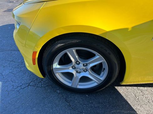 Used 2016 Chevrolet Camaro LT image 19