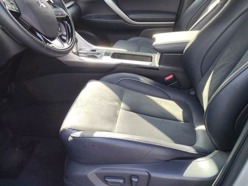 Used 2025 Mitsubishi Eclipse Cross SE AWD/4WD image 3
