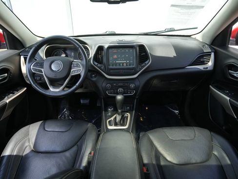 Used 2017 Jeep Cherokee High Altitude w/ Luxury Group AWD/4WD image 38