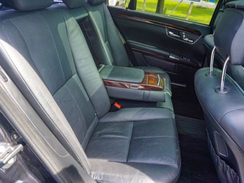 Used 2007 Mercedes-Benz S 600 image 29