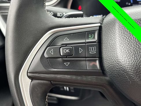 Used 2023 Jeep Grand Cherokee L Laredo AWD/4WD image 12