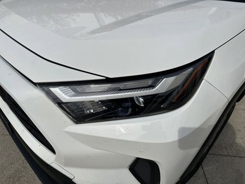 Certified 2023 Toyota RAV4 LE AWD/4WD image 11