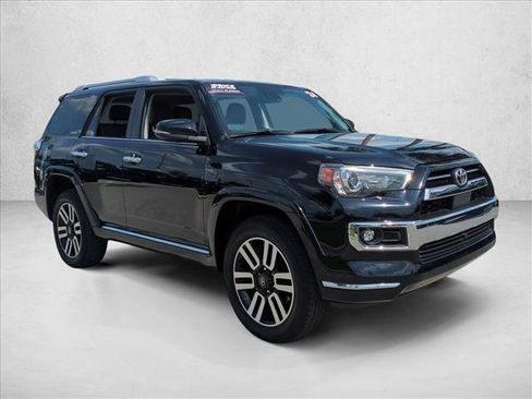 Used 2024 Toyota 4Runner Limited AWD/4WD image 3