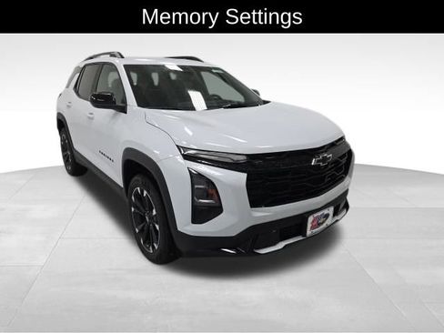 New 2026 Chevrolet Equinox RS w/ Convenience Package III image 8