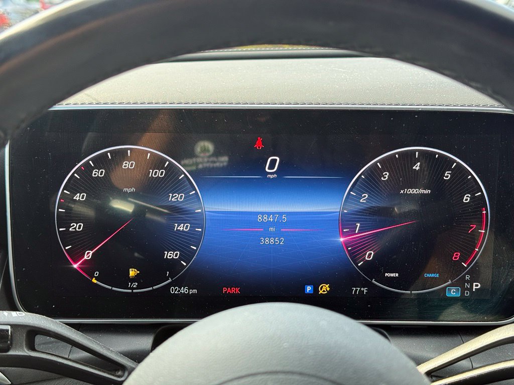 Used 2023 Mercedes-Benz GLC 300 4MATIC image 10