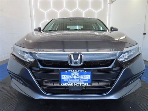 Used 2020 Honda Accord EX image 3