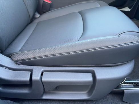 New 2026 Nissan Pathfinder SL image 23