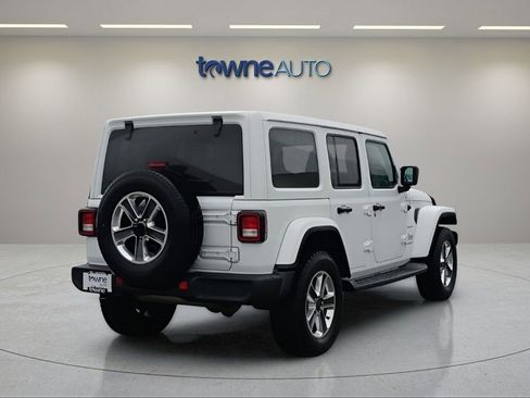 Used 2020 Jeep Wrangler Unlimited Sahara w/ Uconnect 4C Nav & Sound Group image 5