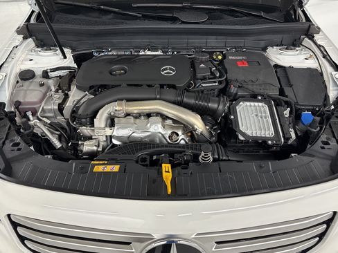 Certified 2026 Mercedes-Benz GLB 250 image 32