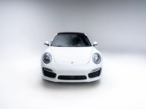 Used 2014 Porsche 911 Turbo S image 14