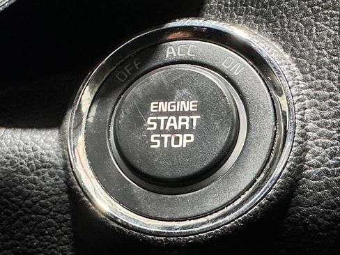 Used 2015 Kia Forte Koup SX w/ SX Premium Package image 34