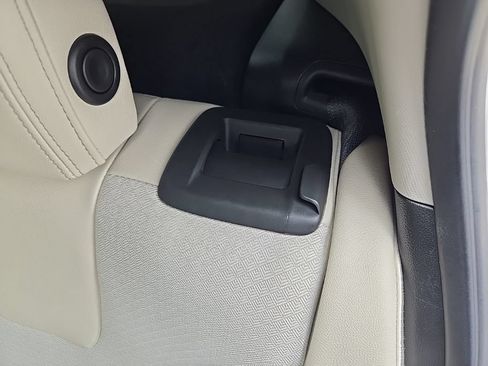 Used 2021 Buick Encore GX Preferred w/ Cold Weather Comfort Package FWD image 36