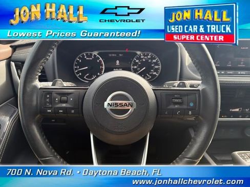 Used 2021 Nissan Rogue SV w/ Premium Package image 23