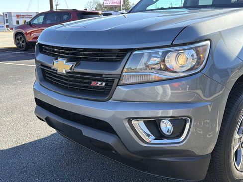 Used 2020 Chevrolet Colorado Z71 w/ Safety Package image 34