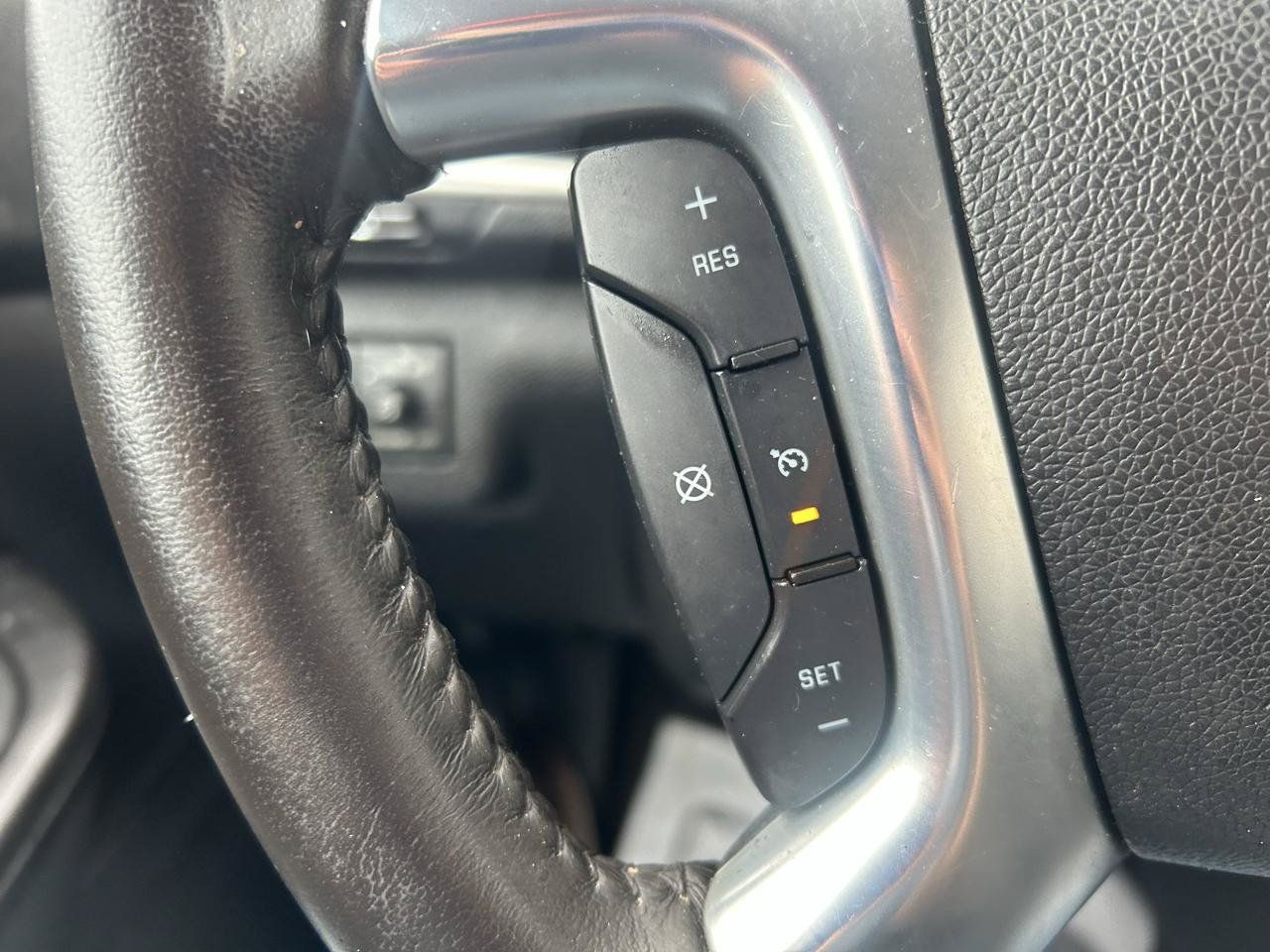 Used 2016 Chevrolet Traverse LT AWD/4WD image 19