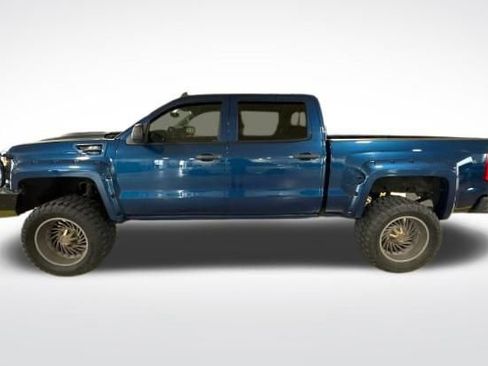 Used 2017 Chevrolet Silverado 1500 LTZ Z71 w/ LTZ Plus Package AWD/4WD image 4