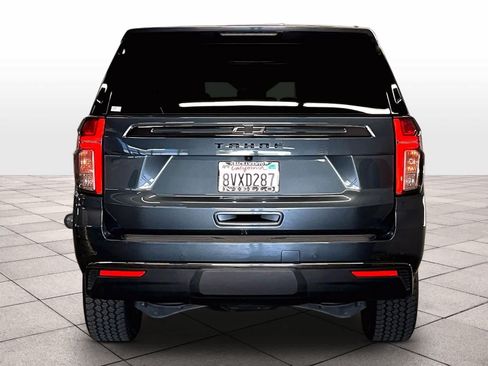 Used 2021 Chevrolet Tahoe Z71 w/ Luxury Package AWD/4WD image 8