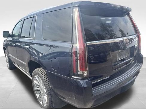 Used 2019 Cadillac Escalade Platinum AWD/4WD image 19