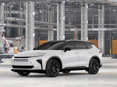 New 2026 Toyota Crown Signia AWD/4WD image 2