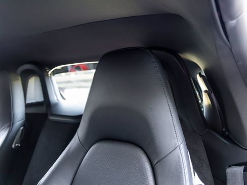 Used 2014 Porsche Boxster RWD image 39