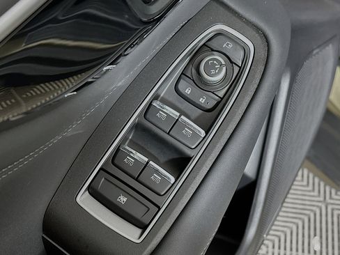 Used 2023 Subaru Outback Touring image 18