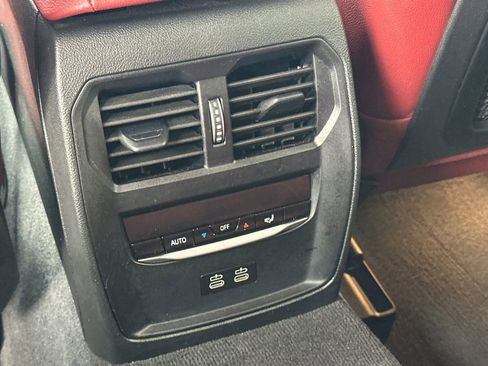 Used 2023 BMW i4 eDrive40 w/ Premium Package image 13