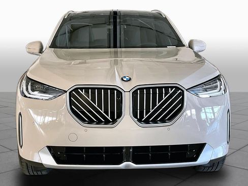New 2026 BMW X3 xDrive30i w/ Premium Package AWD/4WD image 3