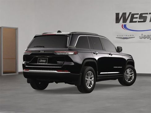 New 2025 Jeep Grand Cherokee Laredo X image 5