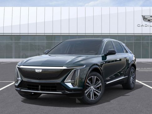 New 2026 Cadillac Lyriq Luxury w/ LPO, Floor Liner Package image 6